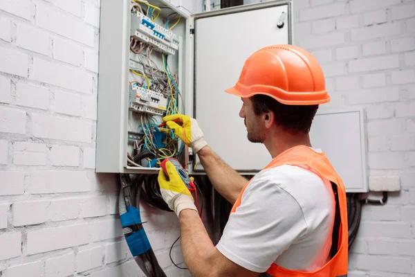 Certified electrician lansdowne for quick fault fixing