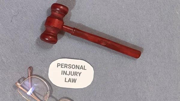What to Consider When Selecting a Personal Injury Law Firm Near Me